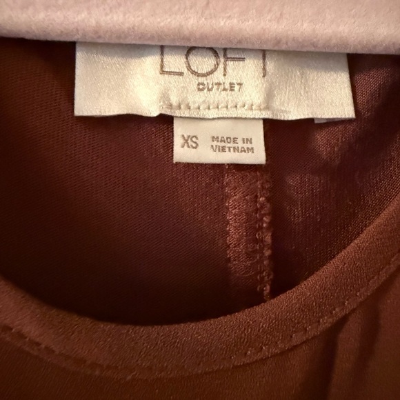 Loft Outlet | Brown Sleeveless Top | Size XS - Picture 3 of 6